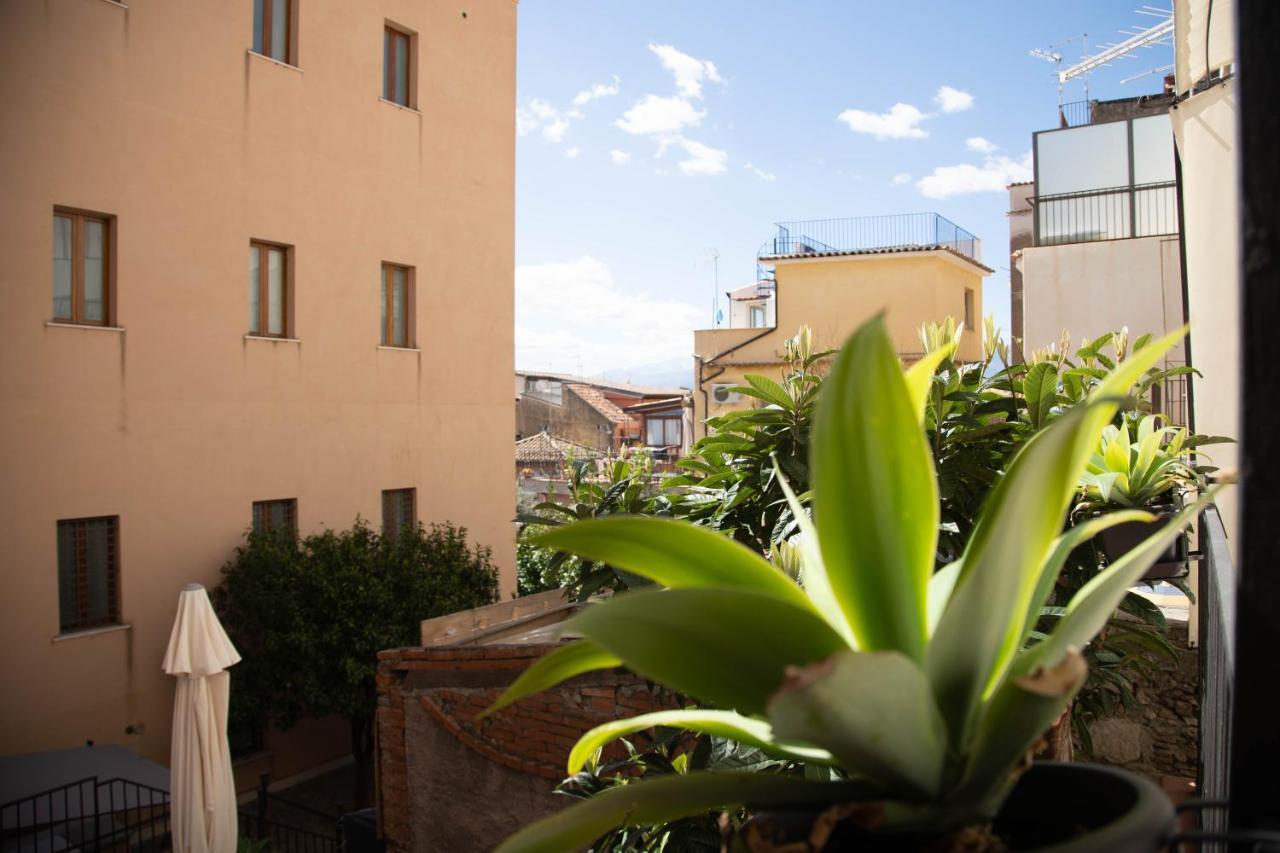 Light Garden Hotel Taormina Buitenkant foto
